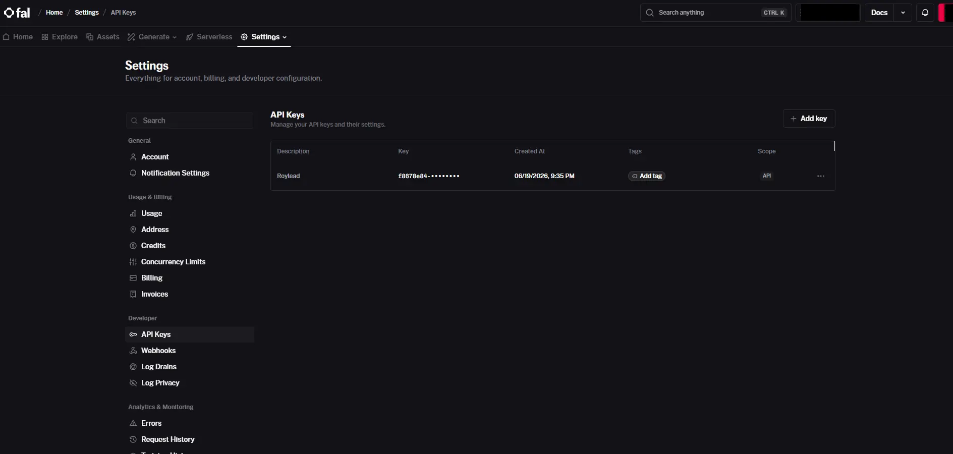 The fal.ai API Keys page with the «Create key» button and the generated key